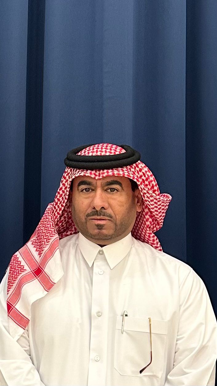 السيد إبراهيم عبد الله السادة رئيس النادي